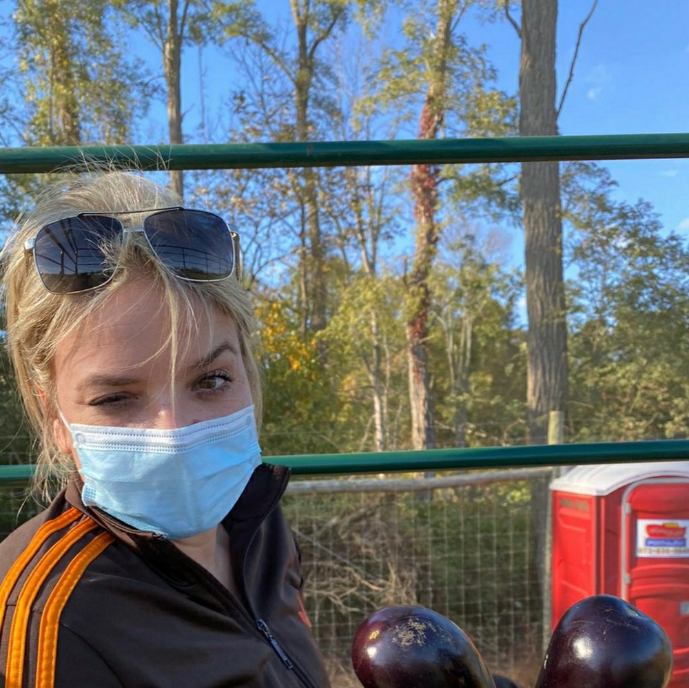 Meet your Posher, Yael